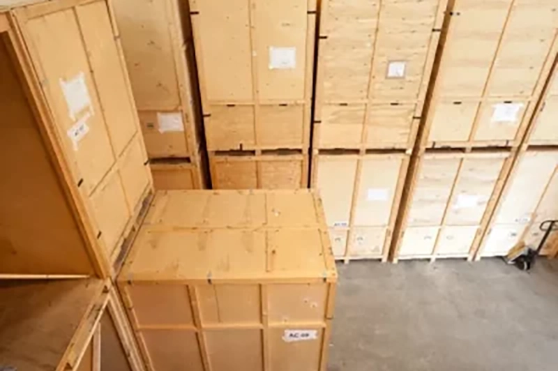 Secure space between move dates